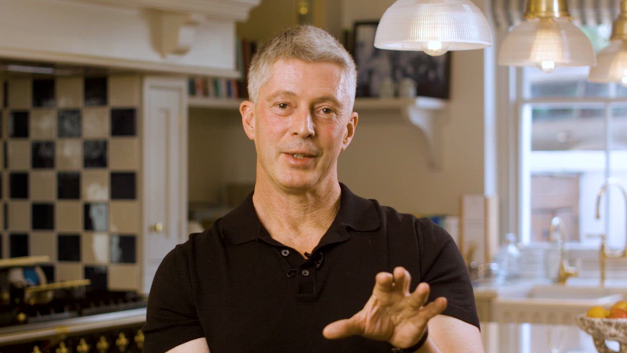 What does metabolic age mean? – video with Dr Ravi Assomull